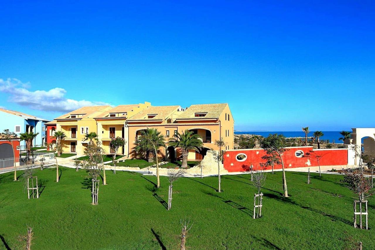 فندق Marina Di Cala Del Sole ليكاتا المظهر الخارجي الصورة