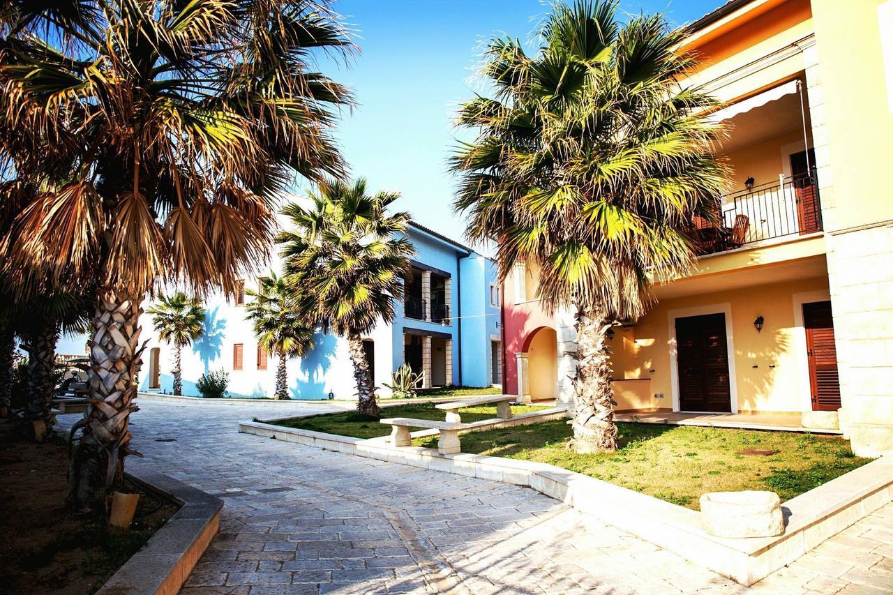 فندق Marina Di Cala Del Sole ليكاتا المظهر الخارجي الصورة