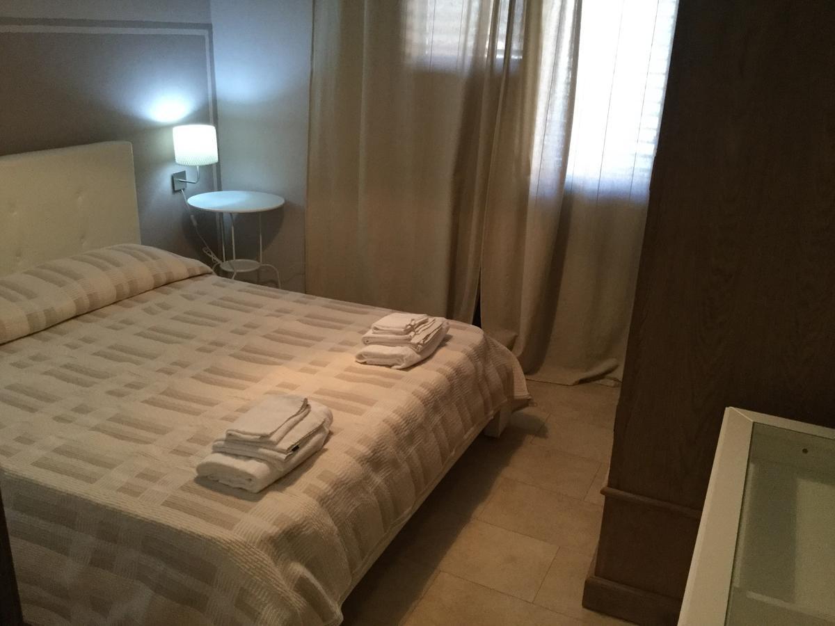فندق Marina Di Cala Del Sole ليكاتا المظهر الخارجي الصورة